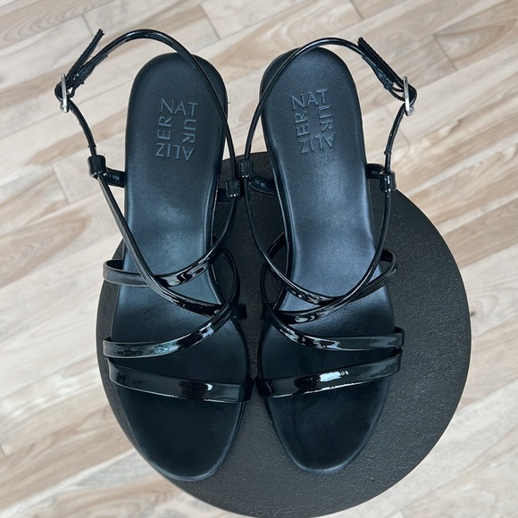 Naturalizer Luisa Metallic Strappy Sandal - Picture 3 of 4